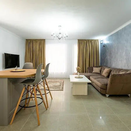 Armada Aparthotel *